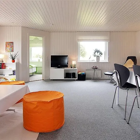 Holiday home Holiday Gronnevaenget E- 1465 Blavand